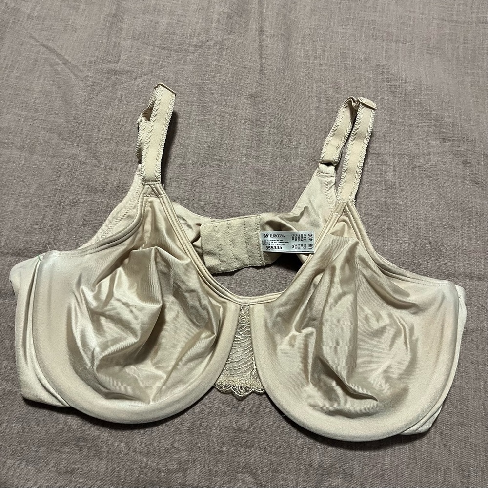 Wacoal Cream Lace Details Size 40C Women's Bra Super Soft barely worn - Picture 2 of 6